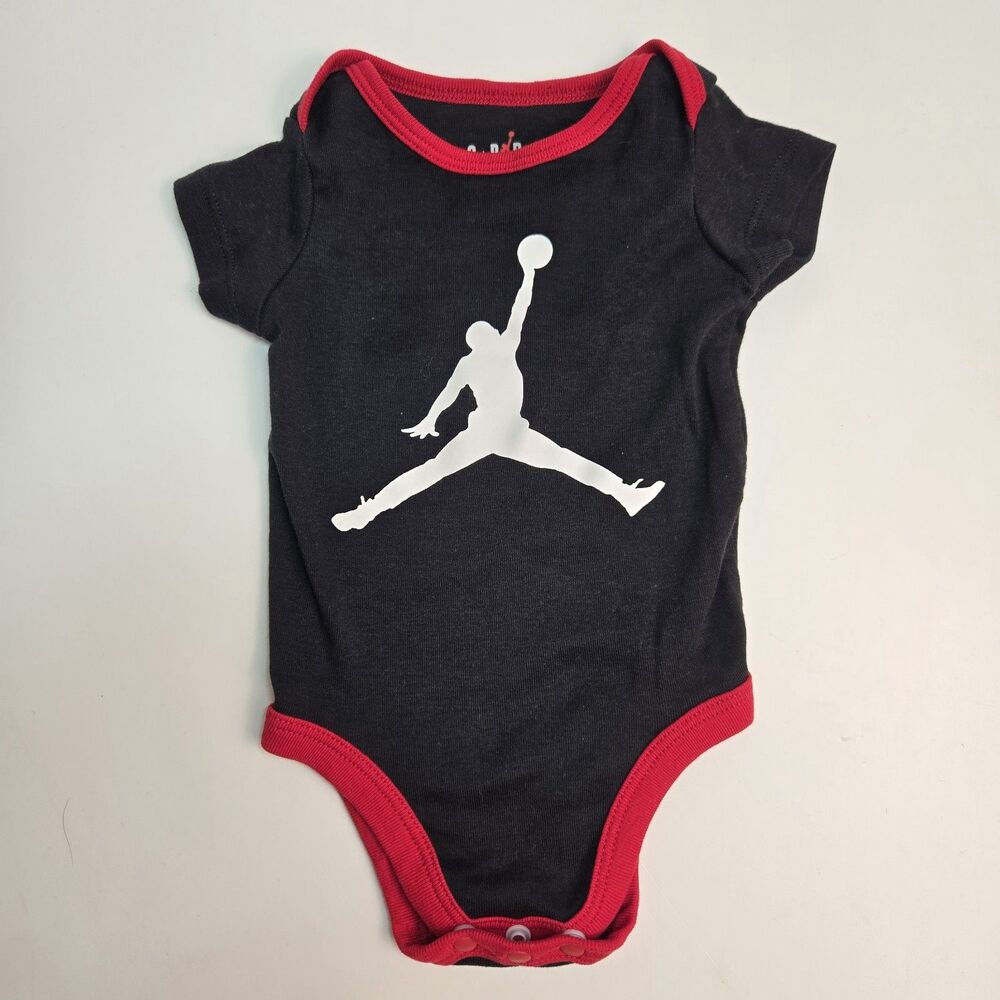 Nike Jordan Baby Bodysuit 3-Pack 6M Chicago Bulls NBA Jumpman Red Black - Picture 2 of 5